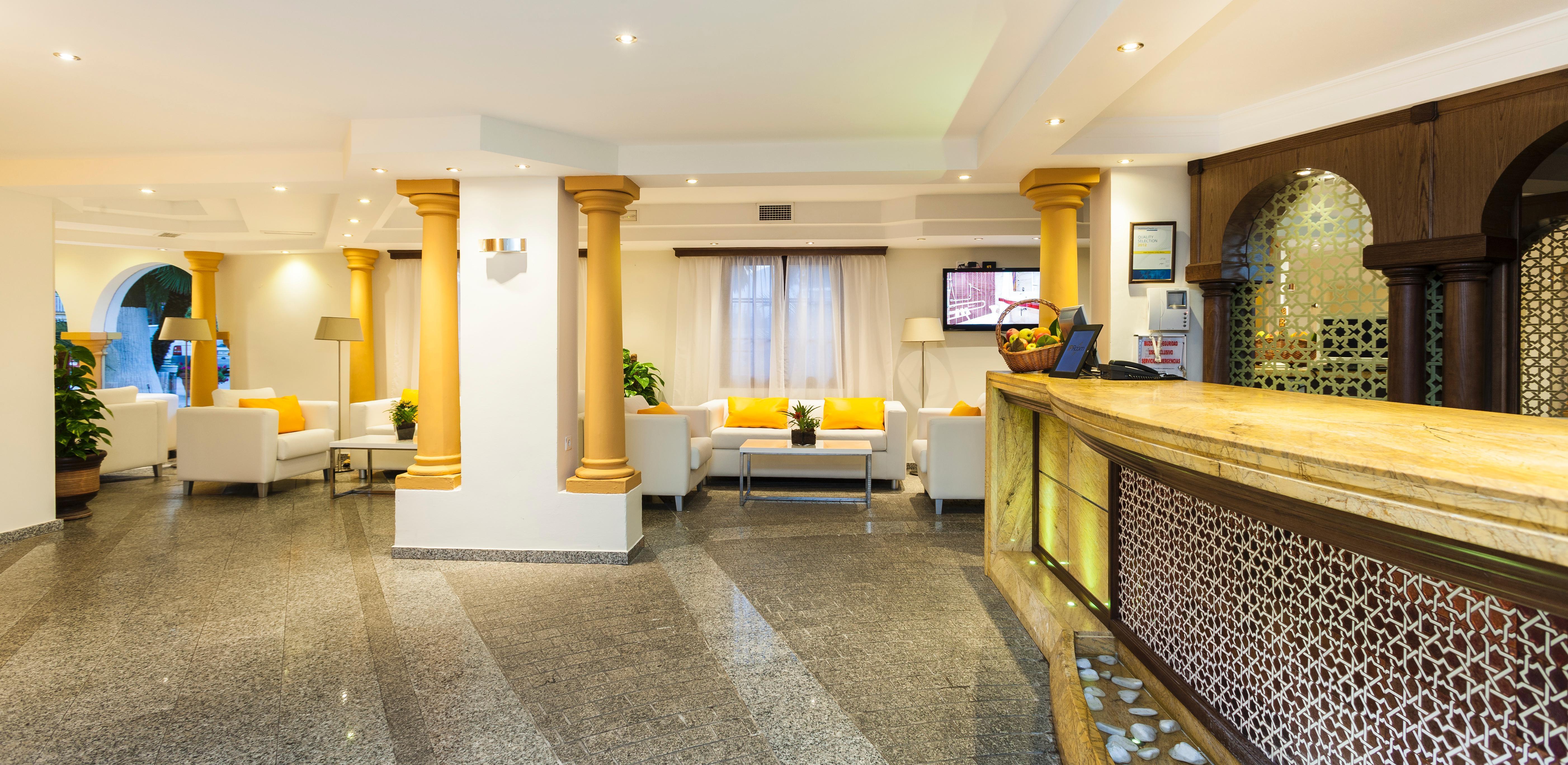 Globales Cortijo Blanco Hotel Marbella Ngoại thất bức ảnh